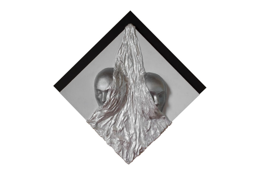 Scultura su tela - Silenzi di Sandra Marcelloni